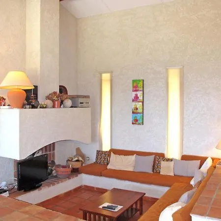 Cavalaire-sur-mer Sleeps 8 Pool Wifi Hébergement de vacances
